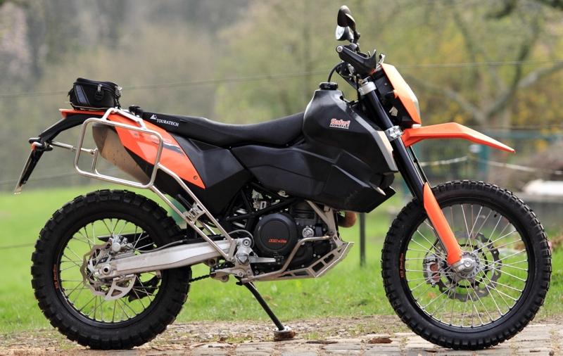 Доставка эндуро. КТМ 690 эндуро. KTM 690 Enduro r. КТМ 690 кубов эндуро. КТМ 690 тур эндуро.