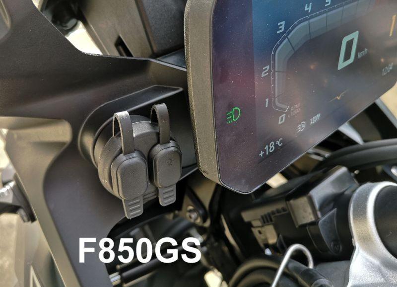 Plug & Play Dual USB Power Outlet for BMW Motorcycles (R1250/1200GS